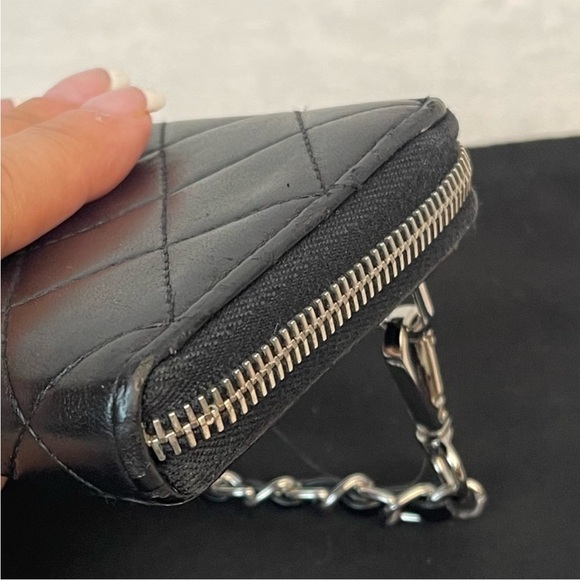 CHANEL CC LAMBSKIN ZIP WALLET ON A CHAIN CONVERSION w/COA - Picture 4 of 11